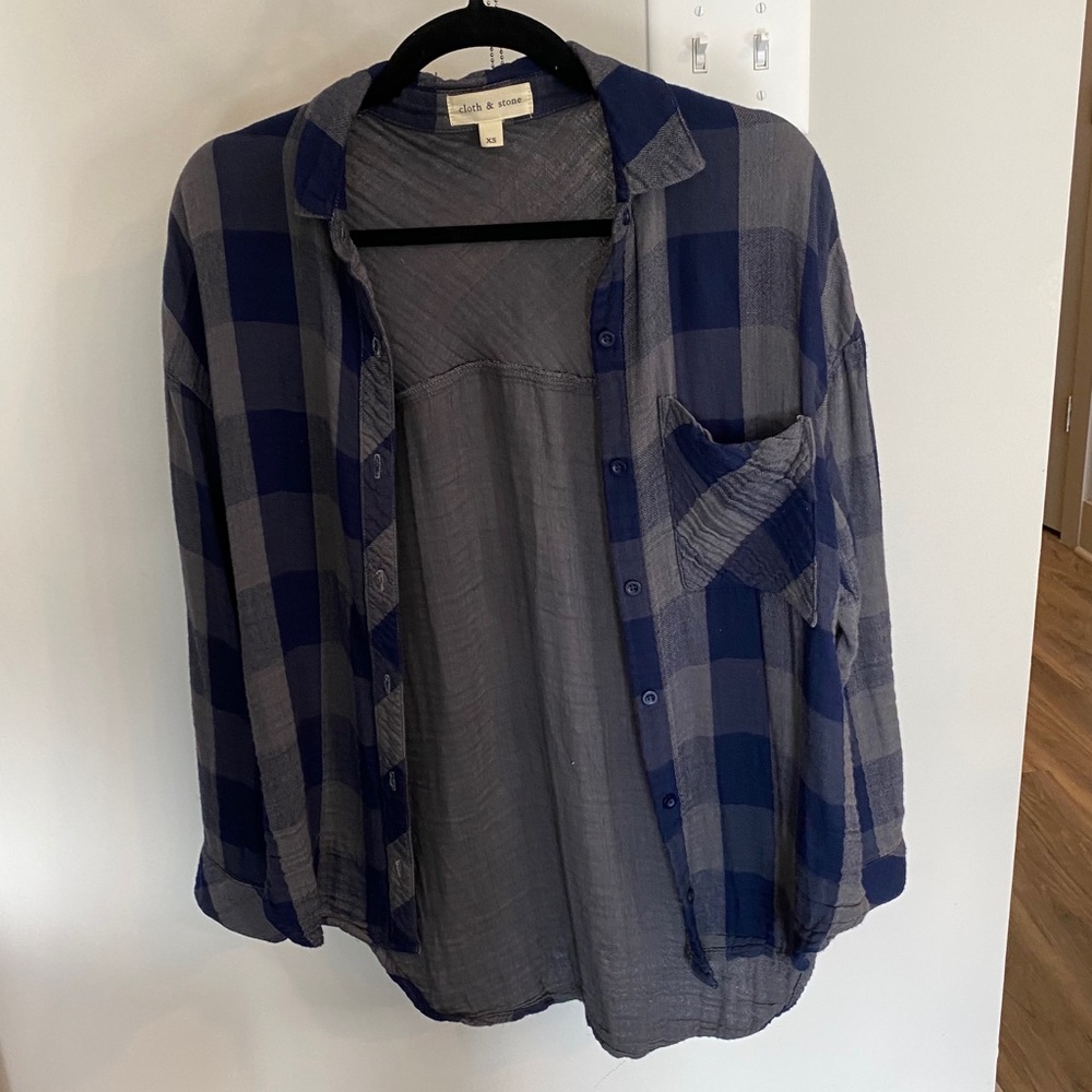 Cloth & Stone Curved Hem Button Down Plaid Shirt